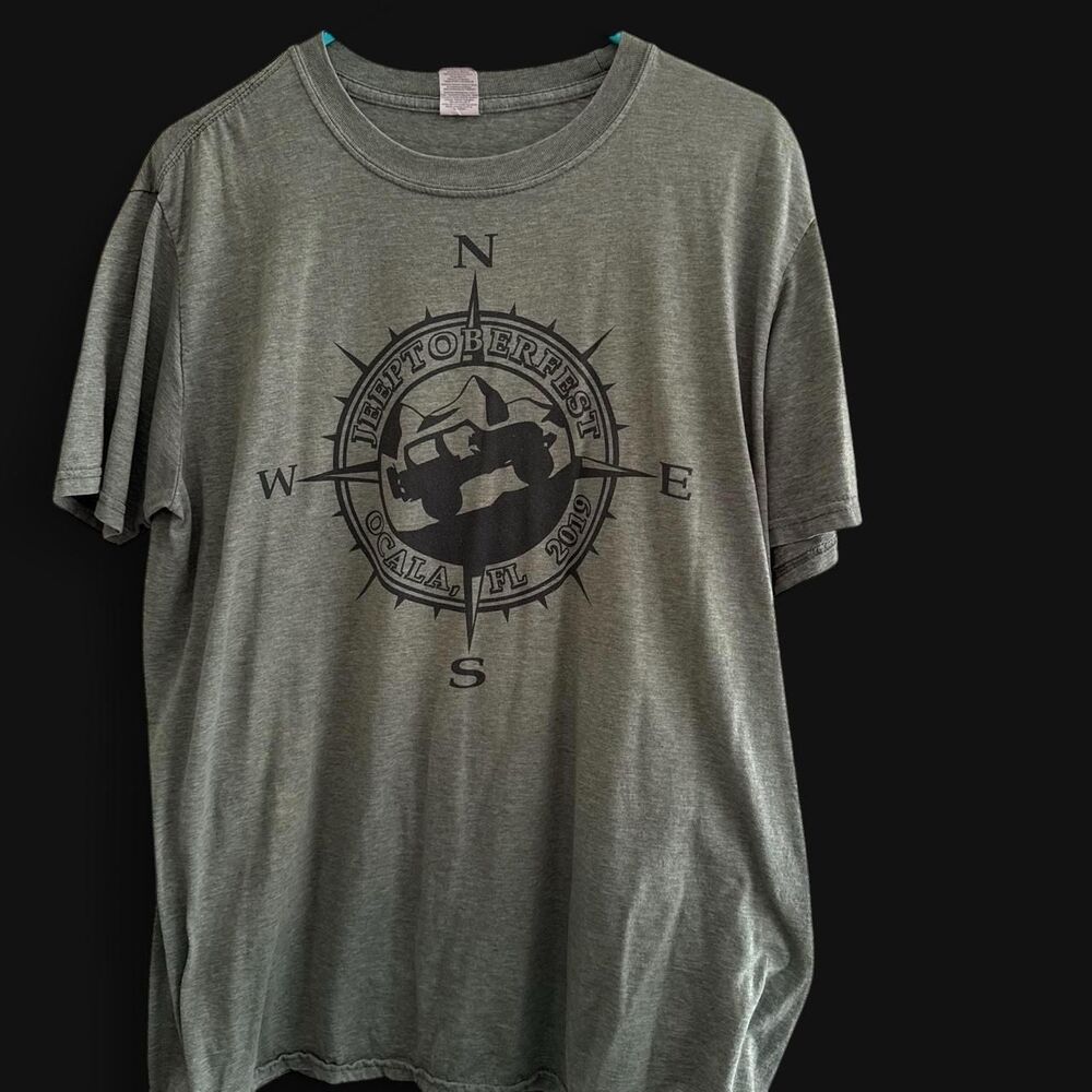 Jeep Men's Green and Khaki T-shirt